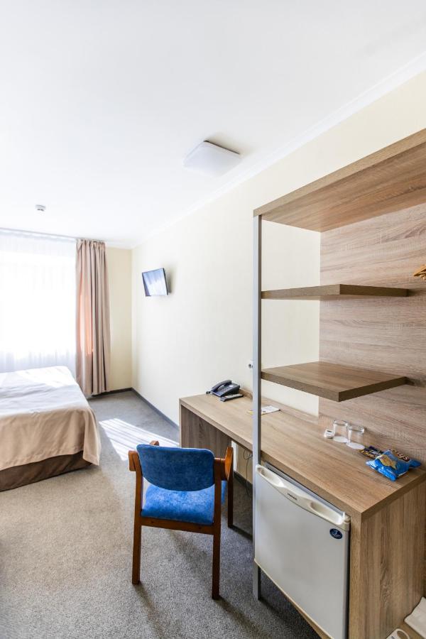 Nikotel Hotel Миколаїв Екстер'єр фото