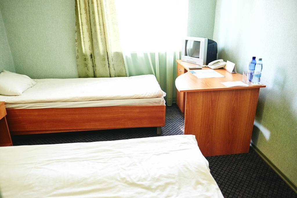 Nikotel Hotel Миколаїв Екстер'єр фото
