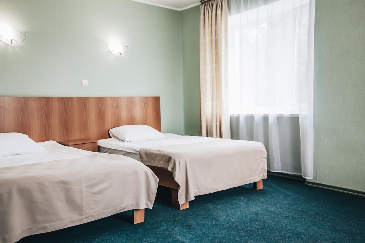 Nikotel Hotel Миколаїв Екстер'єр фото
