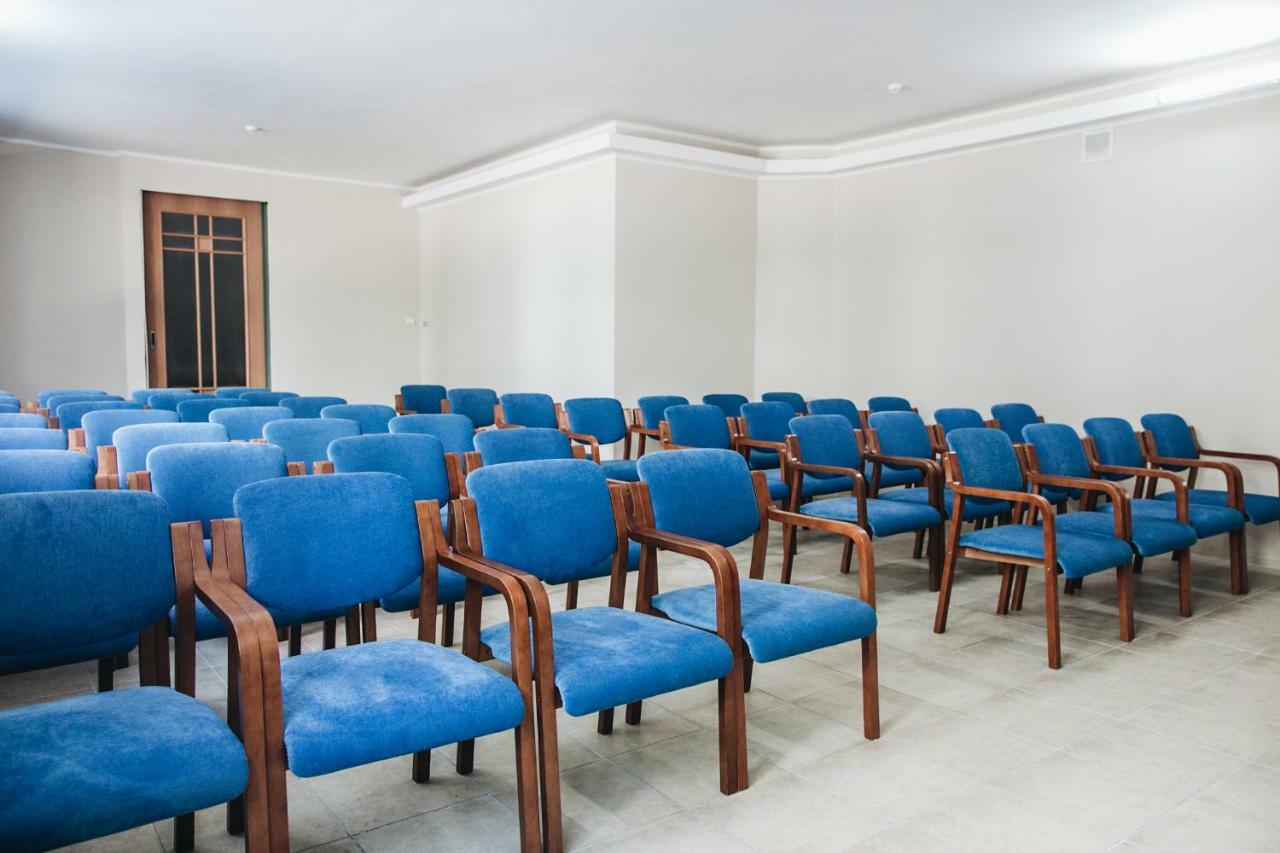 Nikotel Hotel Миколаїв Екстер'єр фото