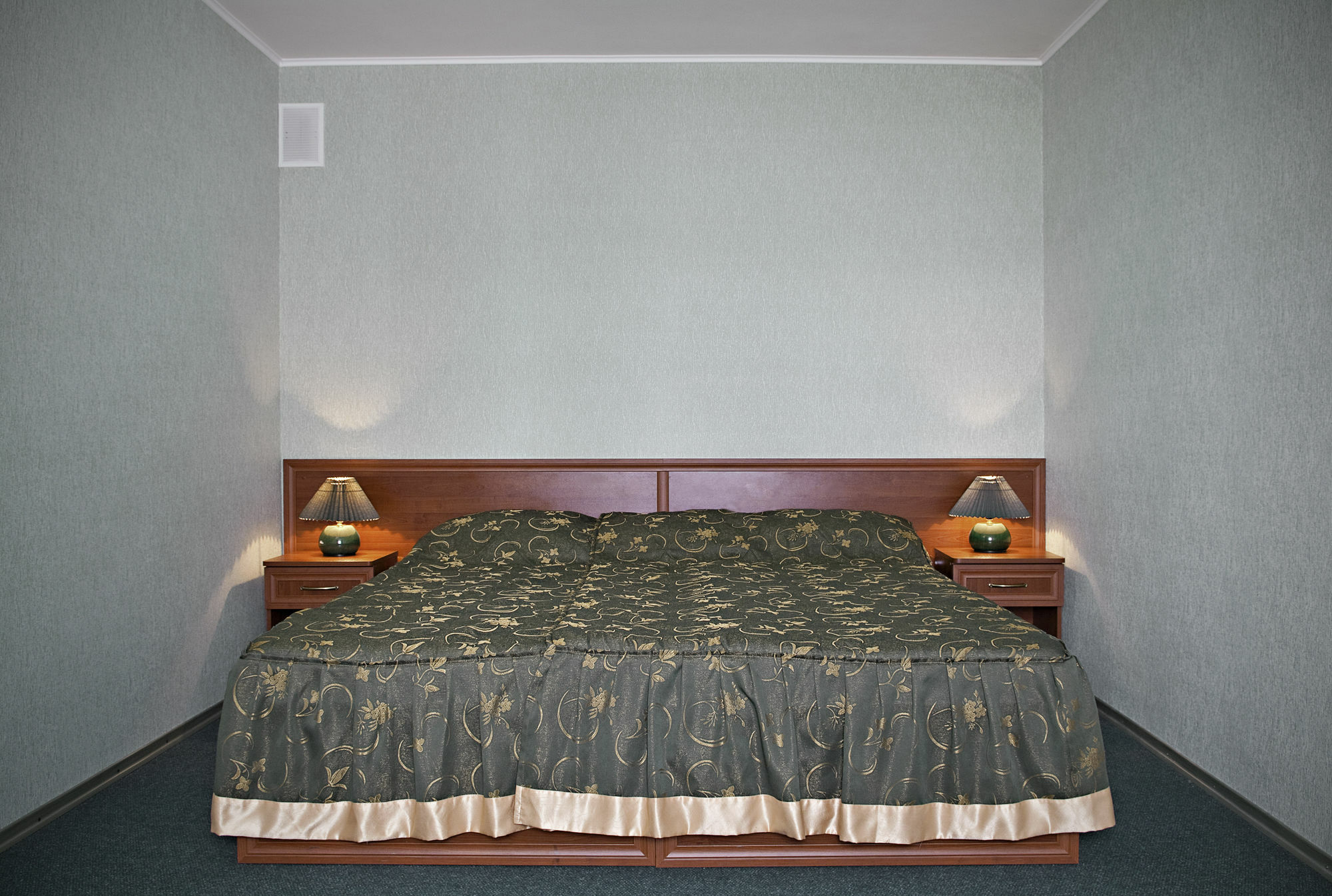 Nikotel Hotel Миколаїв Екстер'єр фото